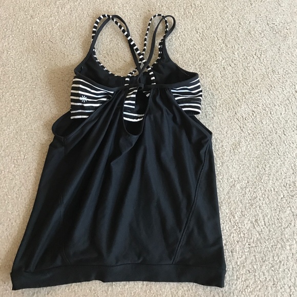 Athletics new top no tags shelf bra inside Athleta - Picture 2 of 3