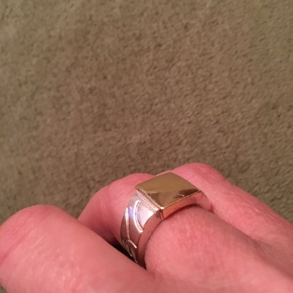 Movado ring - Picture 2 of 6