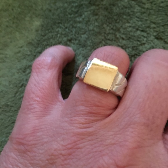 Movado ring - Picture 3 of 6