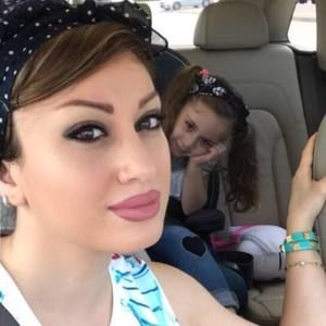 Meet your Posher, Leyla