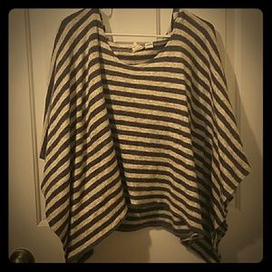 BILLABONG hooded poncho