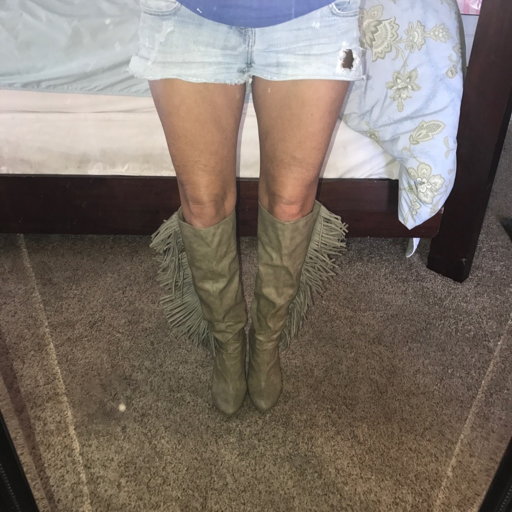 Victoria's Secret Catalog knee high boots - Picture 6 of 8