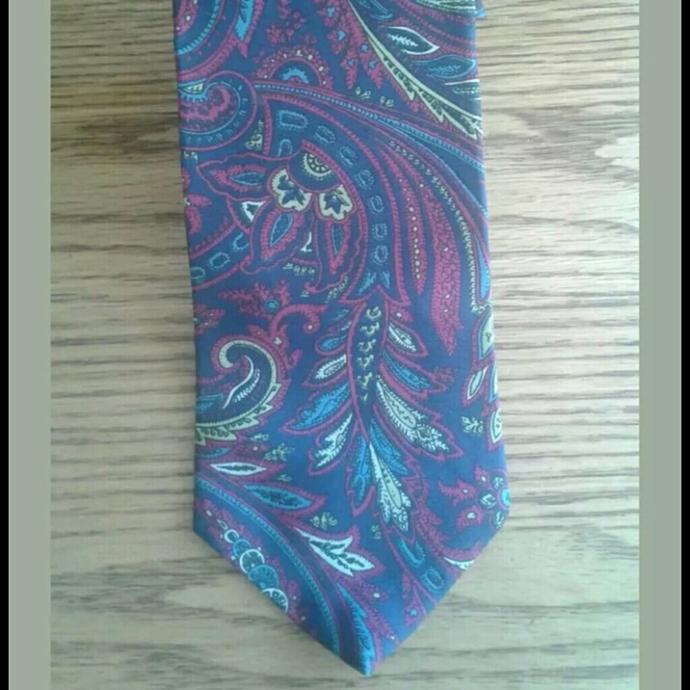 NWT Vintage Wembley Mens Tie