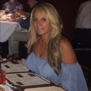 Meet your Posher, Annie