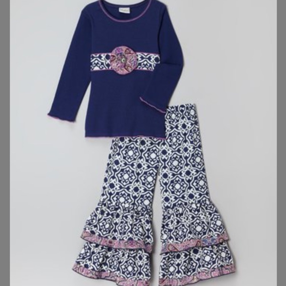 Blue Damask Ruffle Set - Picture 2 of 3