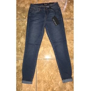 👖 Fashion Nova Buffy Jeans 👖