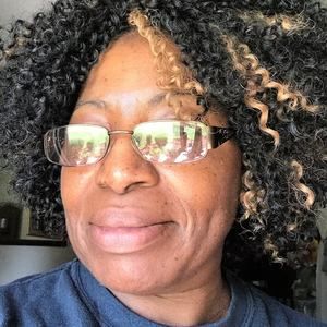 Meet your Posher, Leola