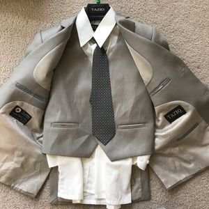 boys 5 piece suit tan vest shirt tie pants coat