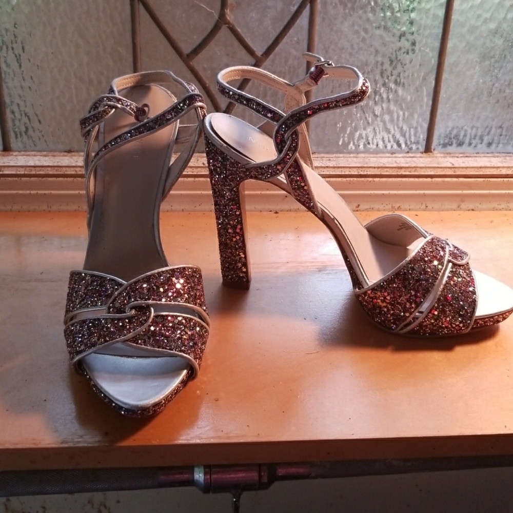 Shoe