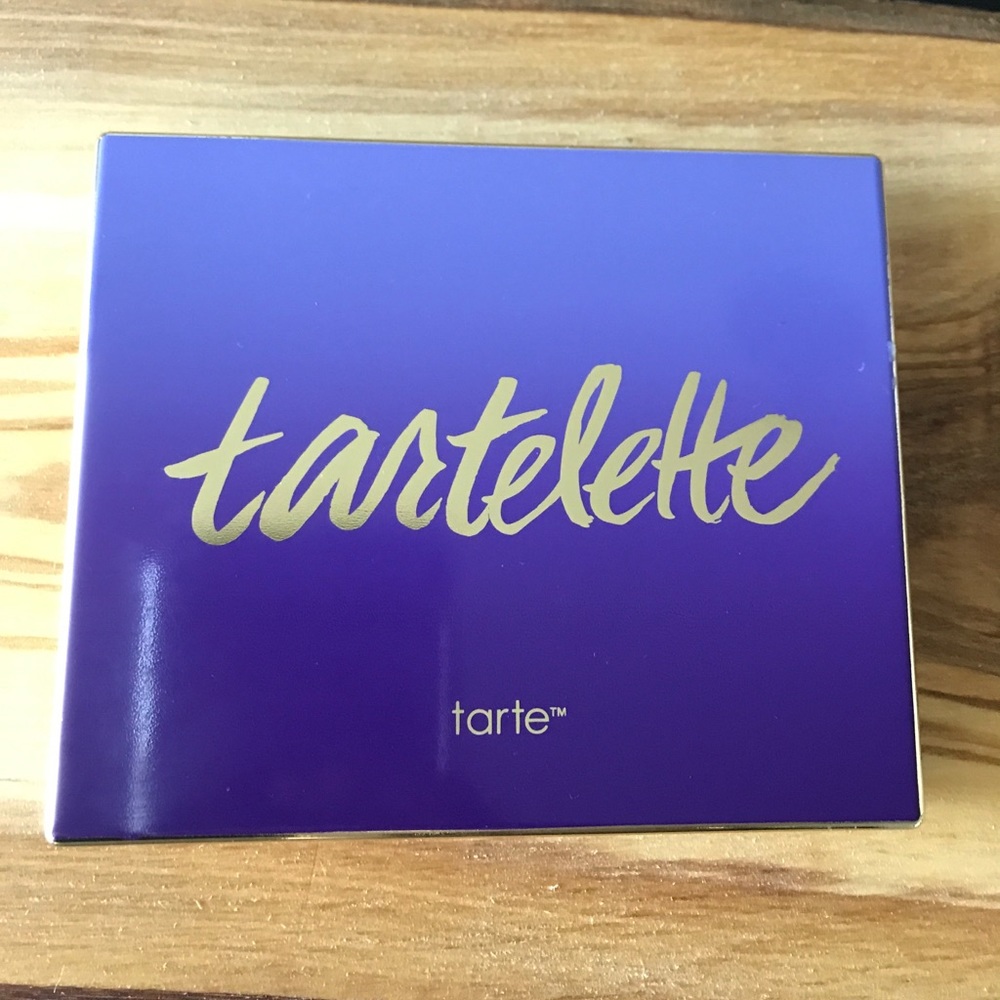Tartlette palette! Amazonian clay matte palette