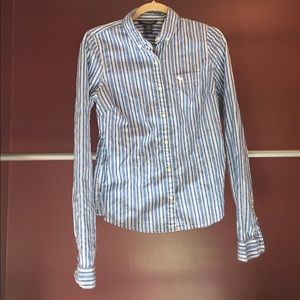Abercrombie women's button down shirt