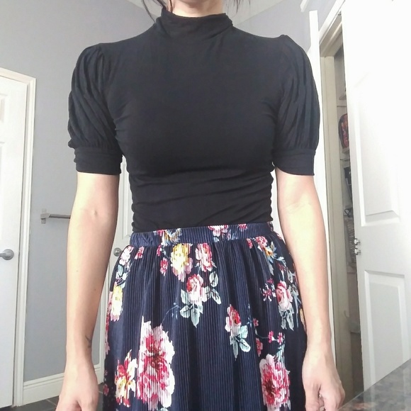 Roberto Cavalli Tops - Roberto Cavalli mockneck puffsleeve black top S