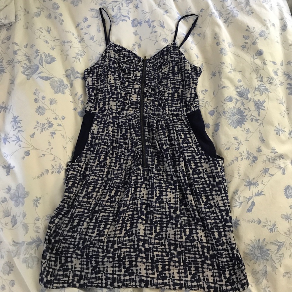 Blue patterned mini