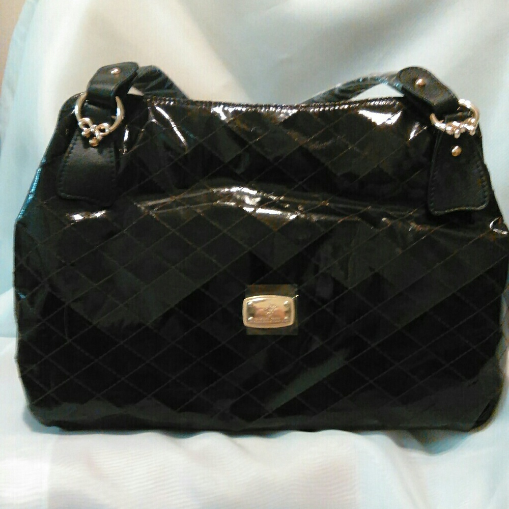 NWT Gorgeous Brown 3 Pocket Handbag