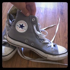 Converse all star hi top gray