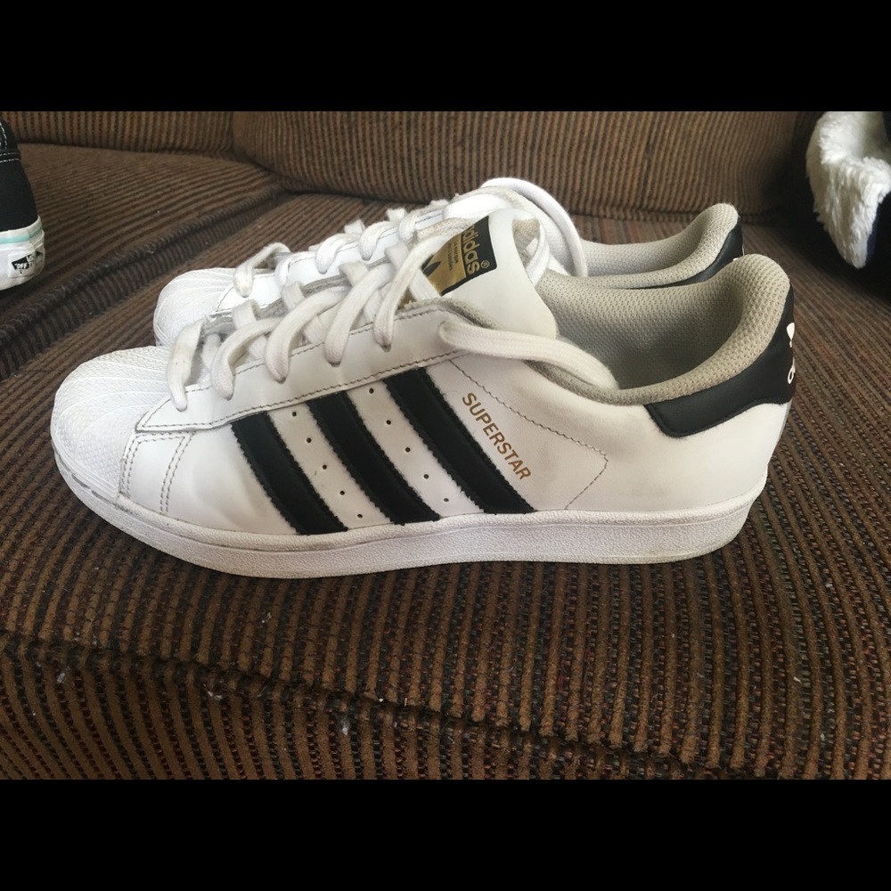 Adidas superstar shell toe shoes