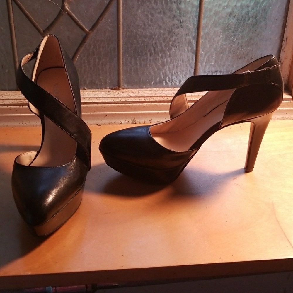 Shoe