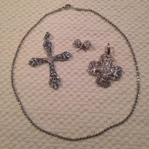Premier Designs Silver Cross Ensemble--Like New!