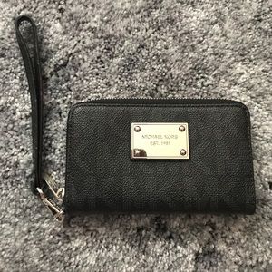 Black Michael Kors wallet/wristlet