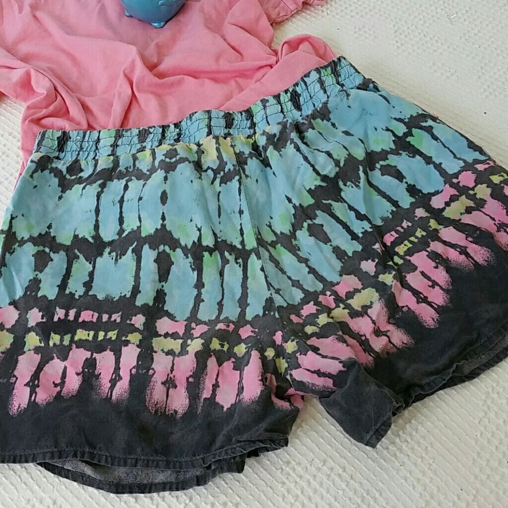 Girls size 14 Justice boho tie-dye shorts