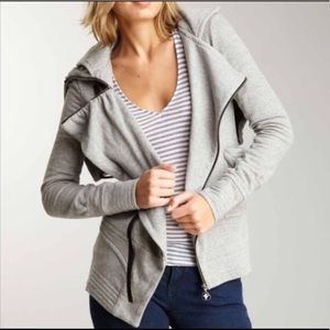 L.A.M.B Haranuku❤Lovers Sweater💕