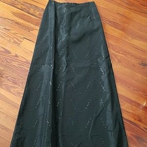 HP🎉Gorgeous formal skirt