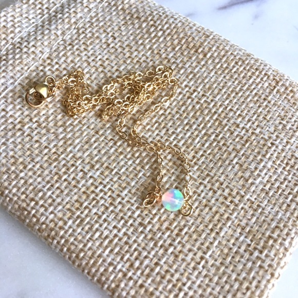 Minimalist Genuine Opal Choker - Picture 3 of 8