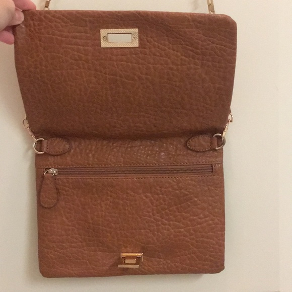 Cross Body Purse - Picture 4 of 6