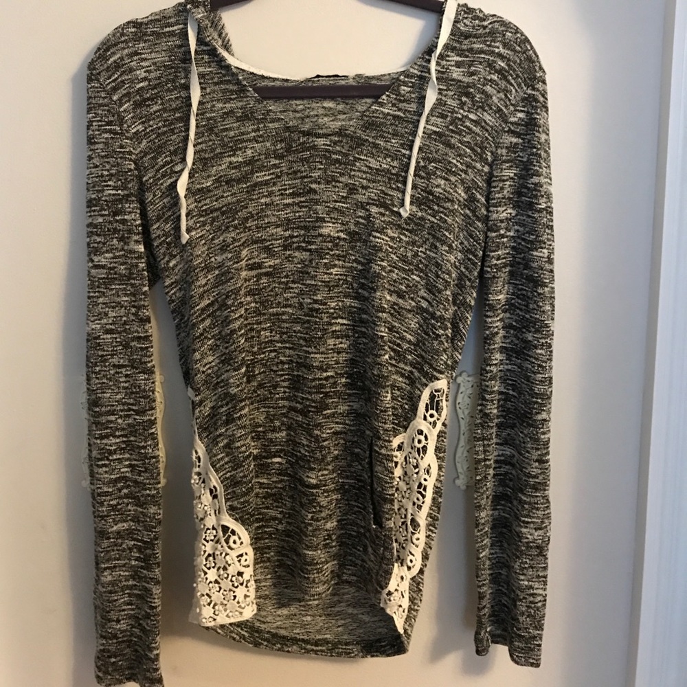 Gray and white light sweater