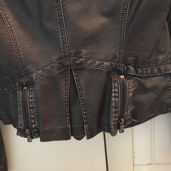 Grey jacket - Picture 5 of 5