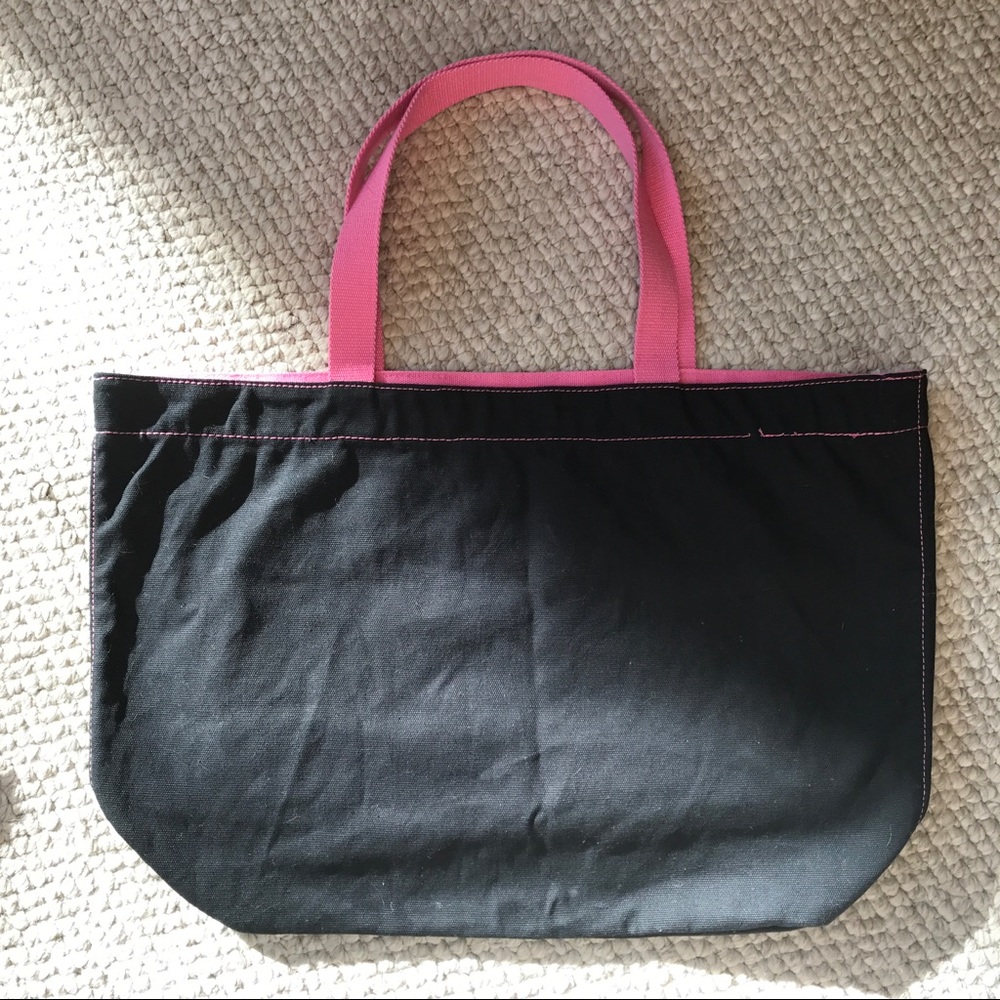 ๐ Gift w/purchase Victoria's Secret Tote Bag - Picture 3 of 7
