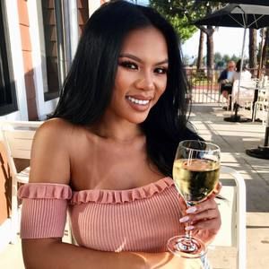 Meet your Posher, Melanie