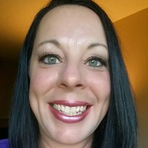 Meet your Posher, Renee