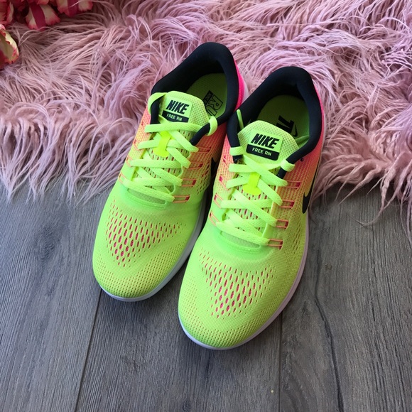 ๐ญHP๐ญNWT Nike free RN ๐ฌ - Picture 4 of 7