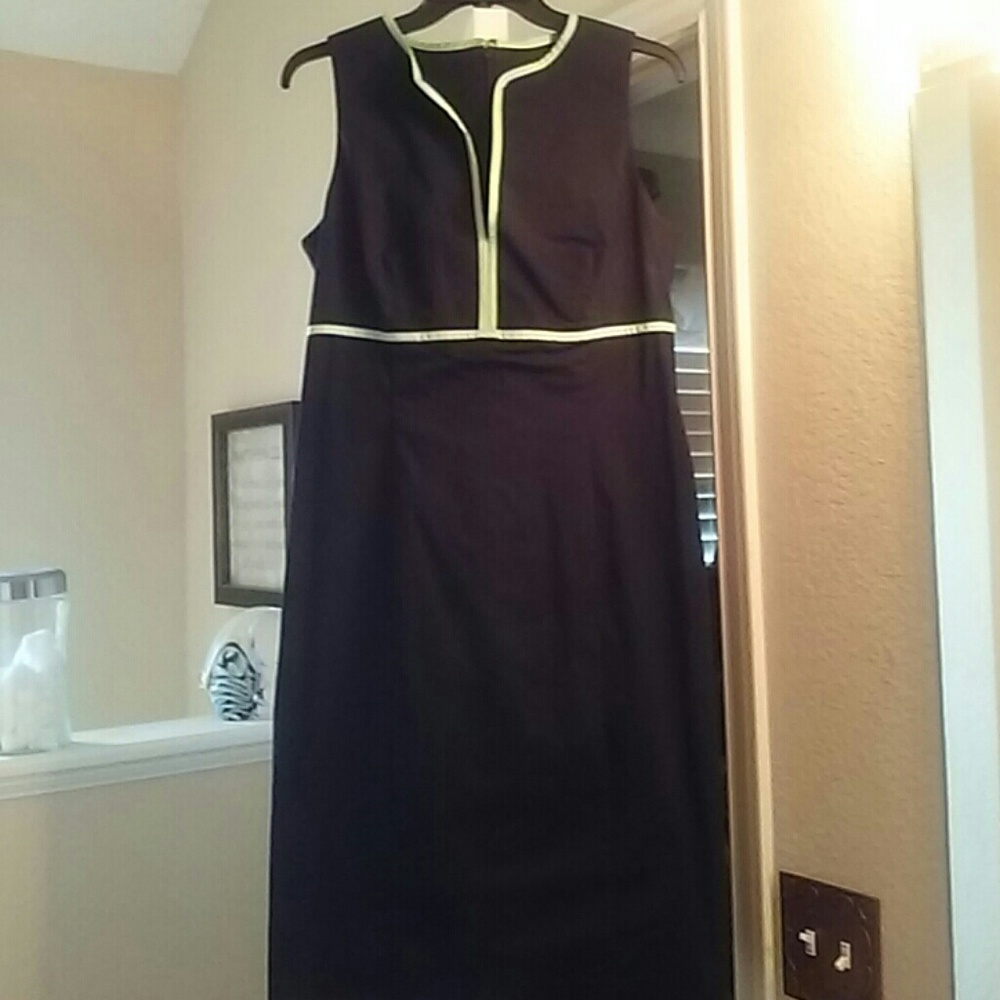 Women's dress