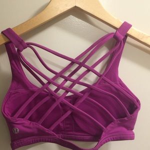 Lululemon Free to be Wild