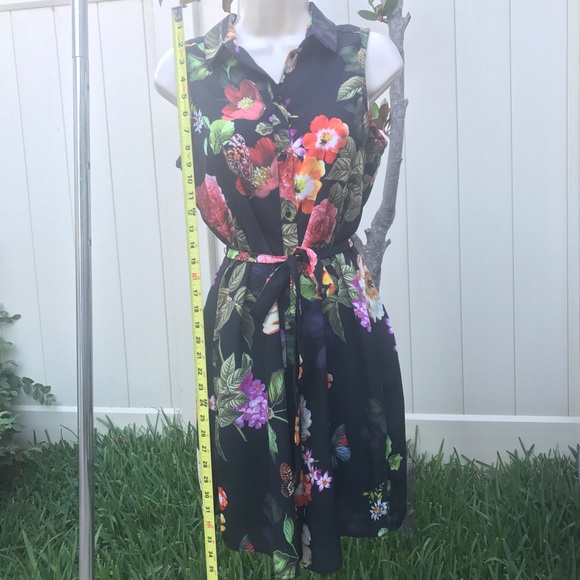 XS Alexia Admor Sleeveless Floral Shirt Dress - Picture 5 of 8