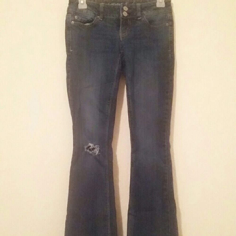 American Eagle wide leg jeans.