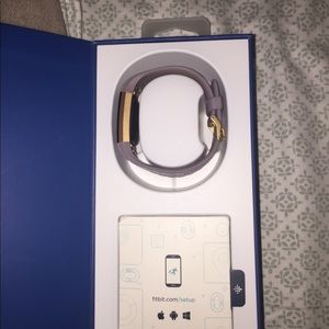 Fitbit charge 2 rose gold limited edition