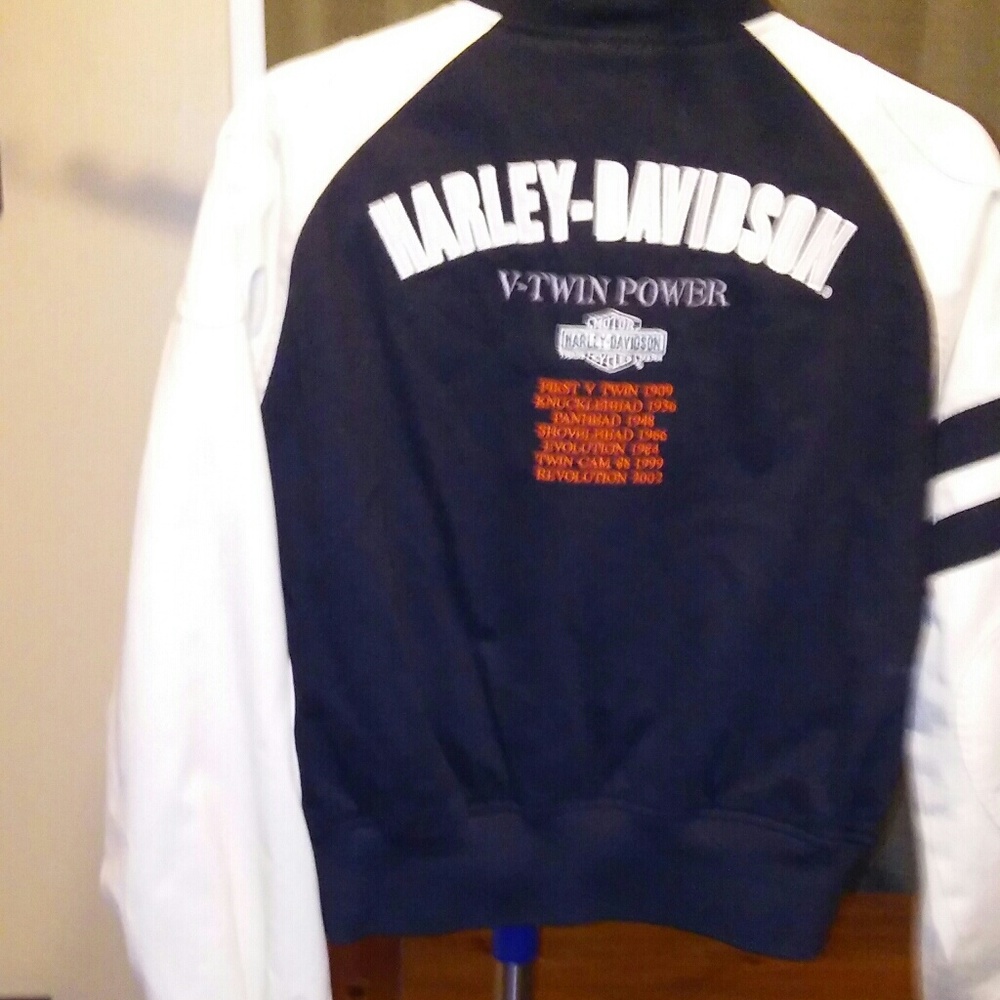 Jacket - Picture 2 of 4