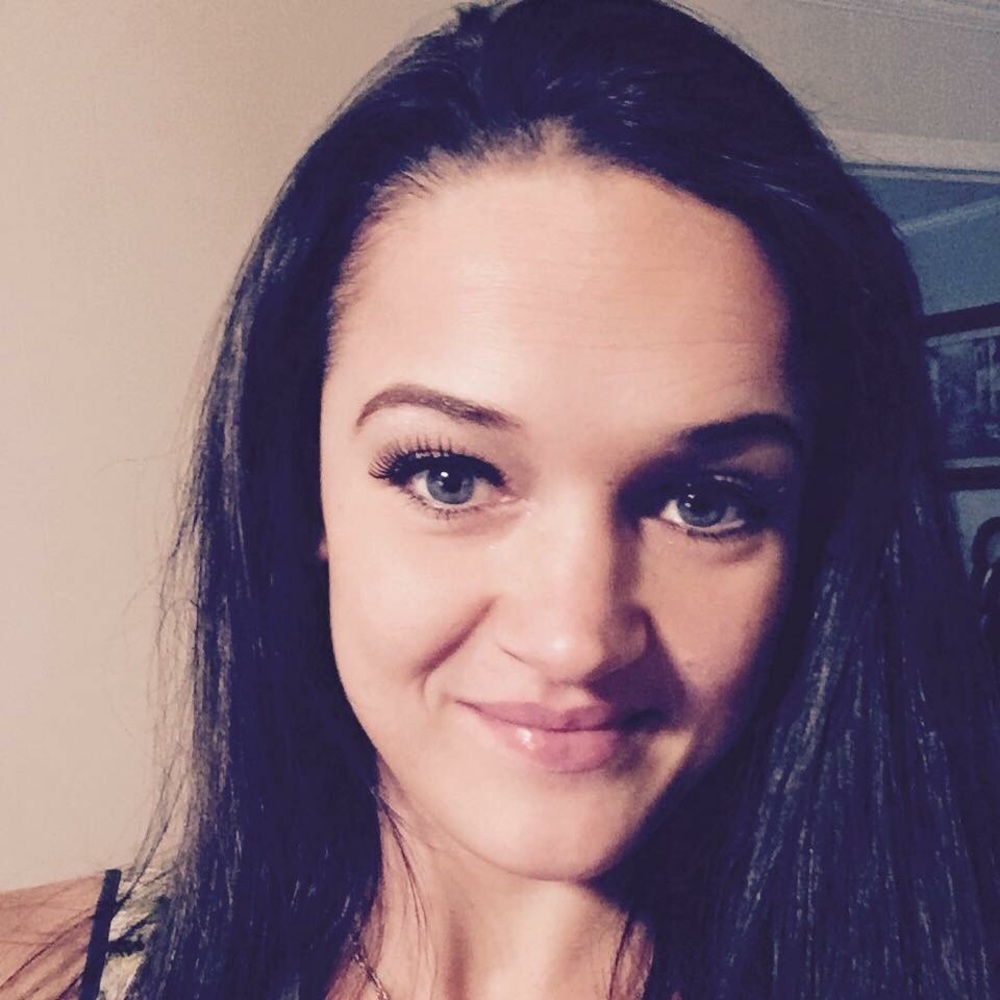 Meet your Posher, Christina
