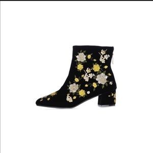 Embroidered Topshop velvet booties