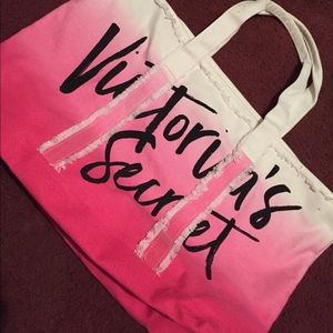 -SOLD- BRAND NEW Victoria's Secret tote bag