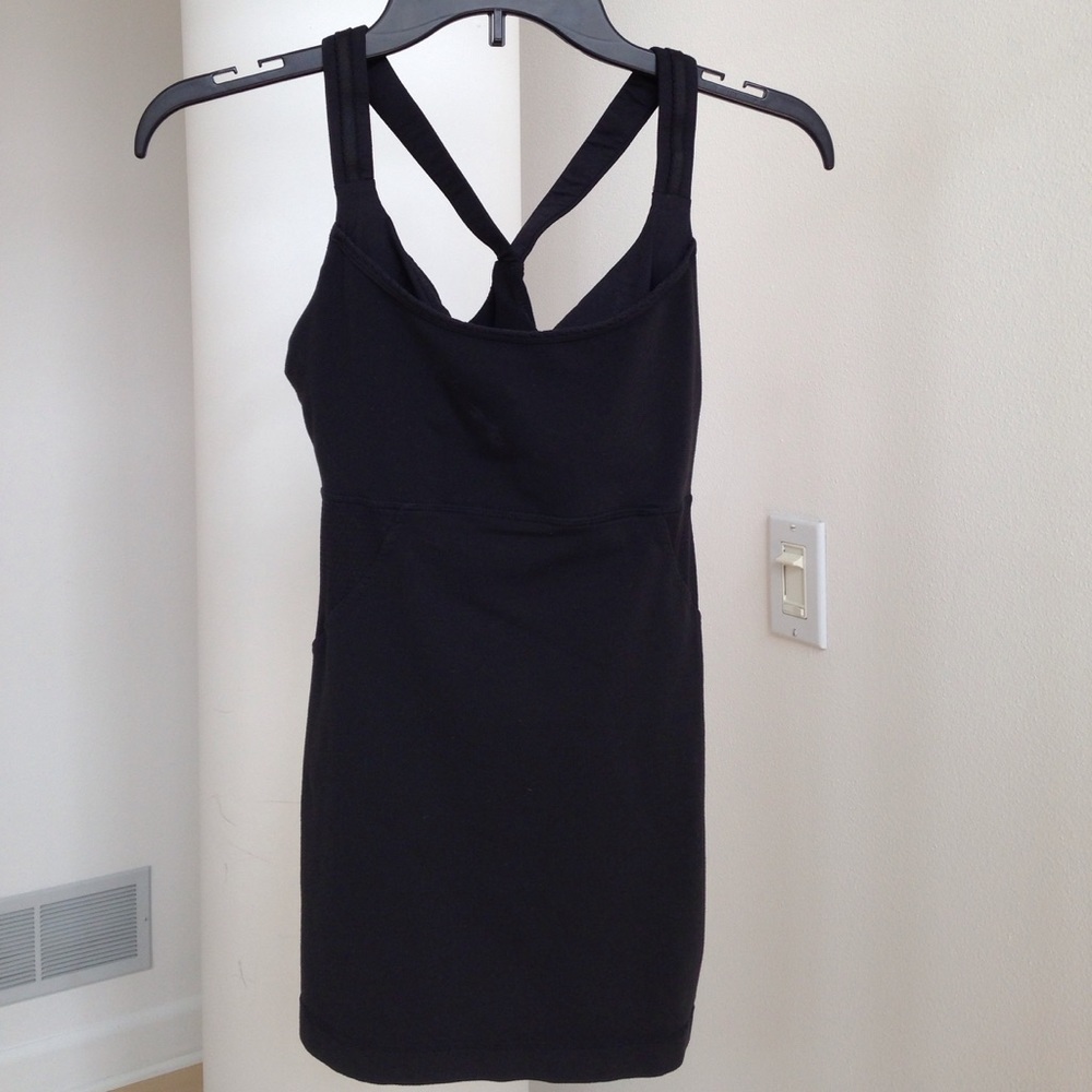 LULULEMON CROSS BACK YOGA TANK
