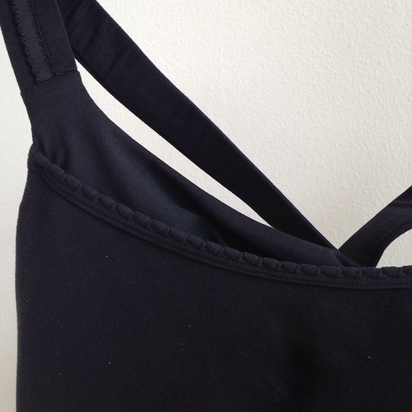 LULULEMON CROSS BACK YOGA TANK - Picture 3 of 6