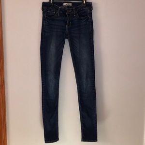 Hollister jeans. 1 Long