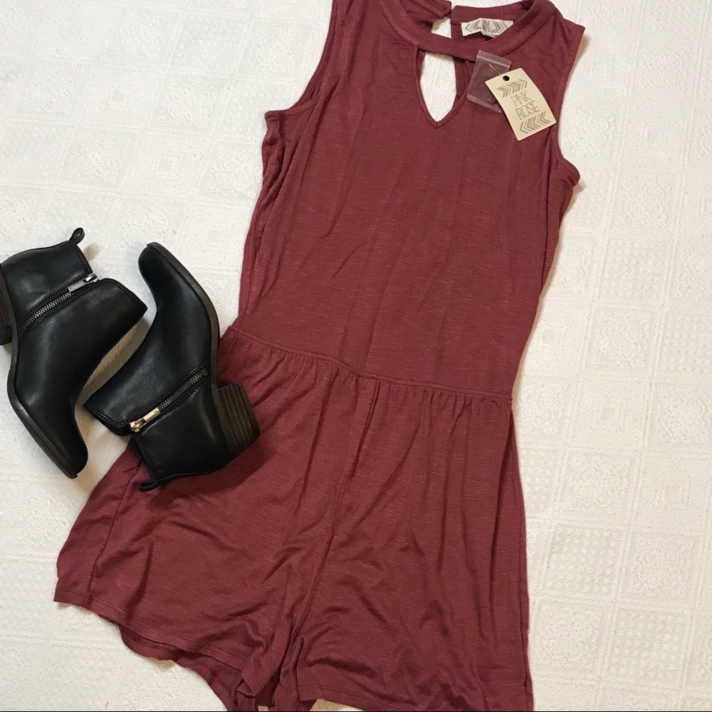 NWT Pink rose romper size Medium