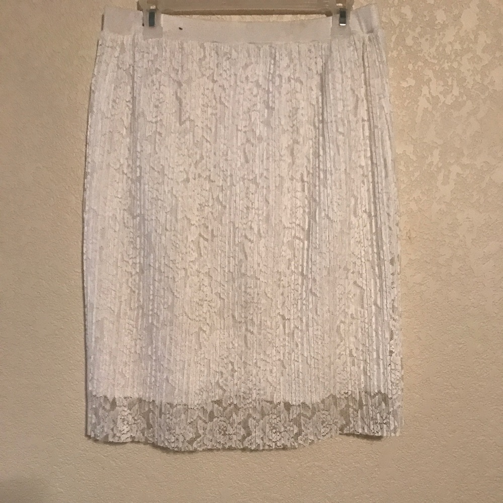 White Lace skirt