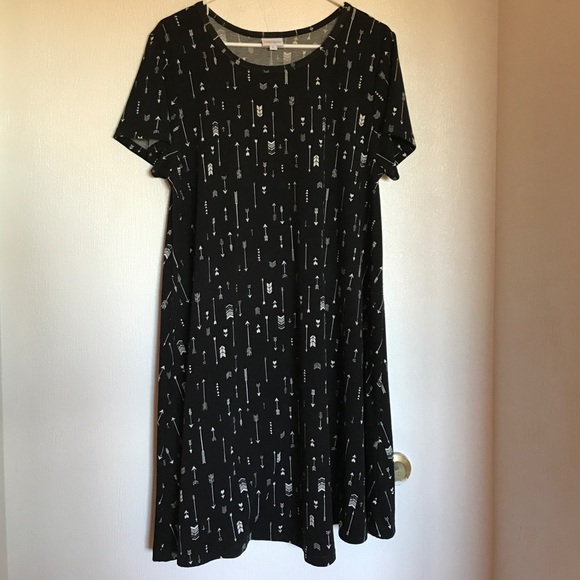 LuLaRoe Dresses & Skirts - LuLaRoe Unicorn Arrow Carly Dress- Large