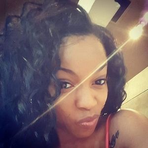 Meet your Posher, Toniece